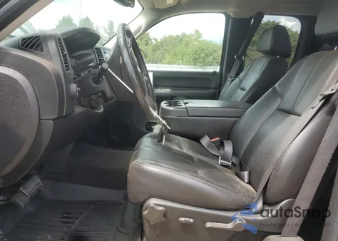 2008 Chevrolet Silverado K1500 z USA, uszkodzony, nr VIN 1GCEK19028Z314085